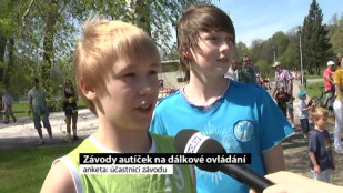 Závody autíček na dálkové ovládání