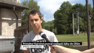 Primátor Karviné Tomáš Hanzel pozval nejlepší žáky do Olšin