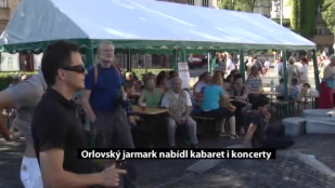 Orlovský jarmark nabídl kabaret i koncerty