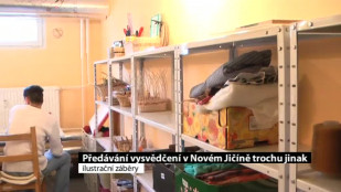 Předávání vysvědčení v Novém Jičíně trochu jinak