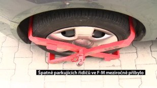 Špatně parkujících řidičů ve F-M meziročně přibylo