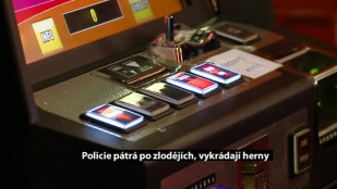 Policie pátrá po zlodějích, vykradli herny