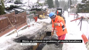 Město se omlouvá za problémy při stavbě kanalizace