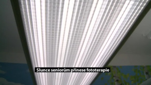 Slunce seniorům přinese fototerapie