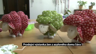 Prodejní výstavka žen z azylového domu Sára ve F-M