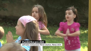 Bez komentáře - zumbička v areálu Nové slunce v Novém Jičíně