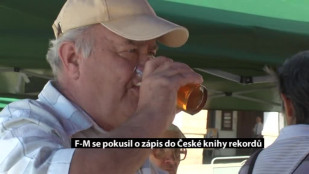 F-M se pokusil o zápis do České knihy rekordů