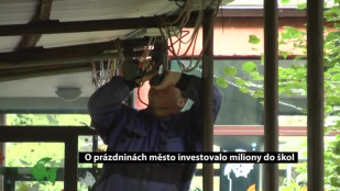 O prázdninách město investovalo miliony do škol