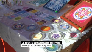 Bez komentáře - 2. ročník Ezoterického festivalu na Masarykově náměstí