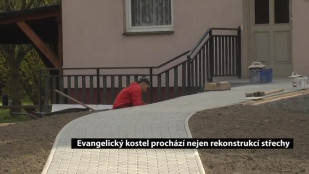 Evangelický kostel prochází nejen rekonstrukcí střechy