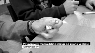 Matka dítěte si stěžuje na šikanu ve škole, zařízení to popírá