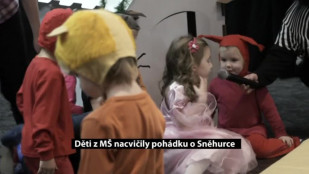 Děti z MŠ nacvičily pohádku o Sněhurce