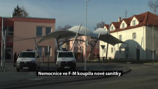 Nemocnice ve F-M koupila nové sanitky