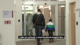 Lidé už vyřizují v nové budově karvinského magistrátu