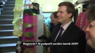 Magistrát F-M podpořil sociální šatník ADRY