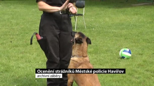 Vedení městské policie ocenilo havířovské strážníky