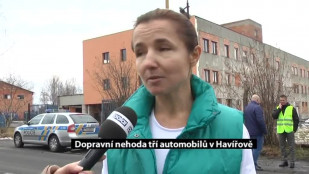 Dopravní nehoda tří automobilů na ulici Fryštátská