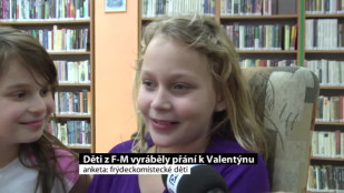 Děti z F-M vyráběly přání k Valentýnu