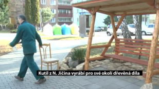 Kutil z N. Jičína vyrábí pro své okolí dřevěná díla