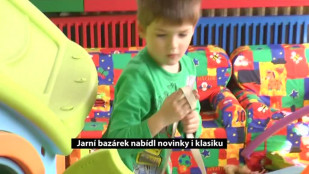 Jarní bazárek nabídl novinky i klasiku