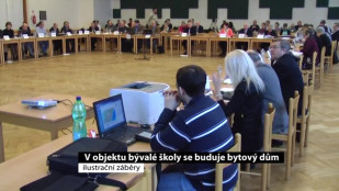 V objektu bývalé školy se buduje bytový dům