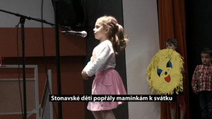 Stonavské děti z MŠ přály maminkám k svát