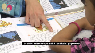 Sociální asistence pomáhá i se školní přípravou