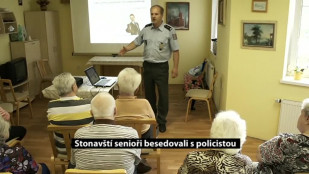 Stonavští senioři besedovali s policistou