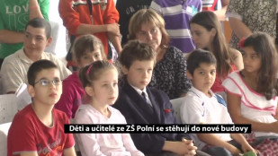 Děti a učitelé ze ZŠ Polní se stěhují do nové budovy