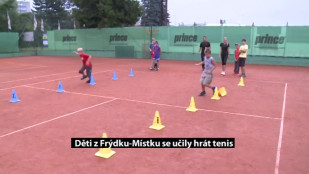 Děti z Frýdku-Místku se učily hrát tenis