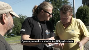 Oprava pomníku a stavba kapličky u kostela