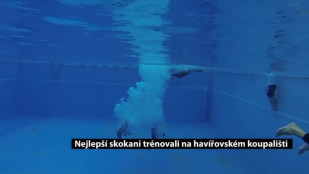 Nejlepší skokani trénovali na havířovském koupališti