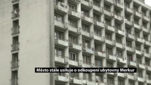 Město stále usiluje o odkoupení ubytovny Merkur