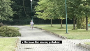 V domově Luna léči seniory ranním pohybem