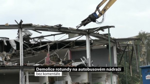 Demolice rotundy na autobusovém nádraží v Havířově