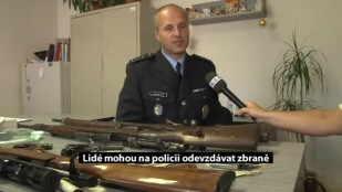 Lidé mohou na policii odevzdávat anonymně zbraně