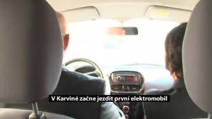 V Karviné začal jezdit první elektromobil