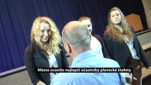 Město ocenilo nejlepší účastníky plavecké štafety