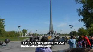 Seniorům přednášejí studenti GOA