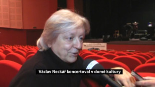 Václav Neckář koncertoval v domě kultury