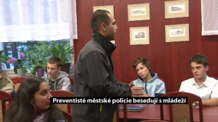 Preventisté karvinské MP besedují s mládeží ve školách častěji