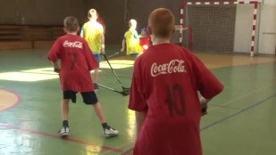 Oblastní kolo turnaje ČEZ Street hockey 2015 v Karviné