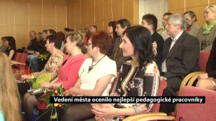 Vedení města ocenilo nejlepší pedagogické pracovníky