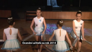 Město ve Společenském domě ocenilo učitele za rok 2014