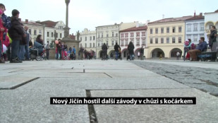 Nový Jičín hostil další závody v chůzi s kočárkem