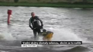 Vodní skútry dostaly zelenou, obcím se to nelíbí