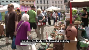 Náměstí Svobody ve F-M ožilo farmářskými trhy