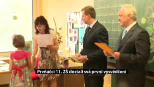 Prvňáčci 11. ZŠ dostali svá první vysvědčení