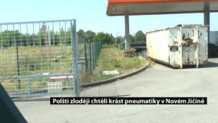 Polští zloději chtěli krást pneumatiky v Novém Jičíně