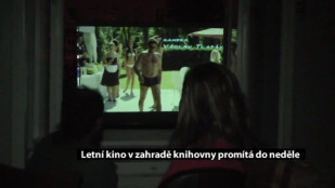 Letní kino v zahradě knihovny promítá do neděle